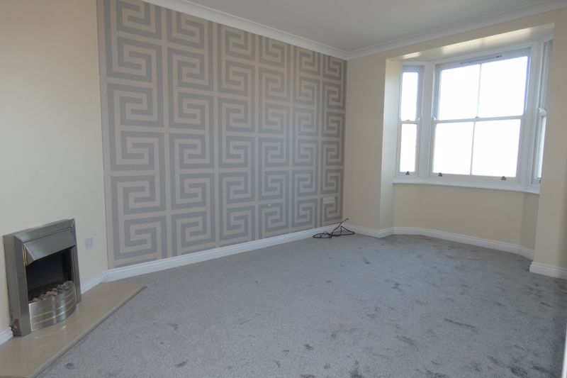 Lounge- click for photo gallery